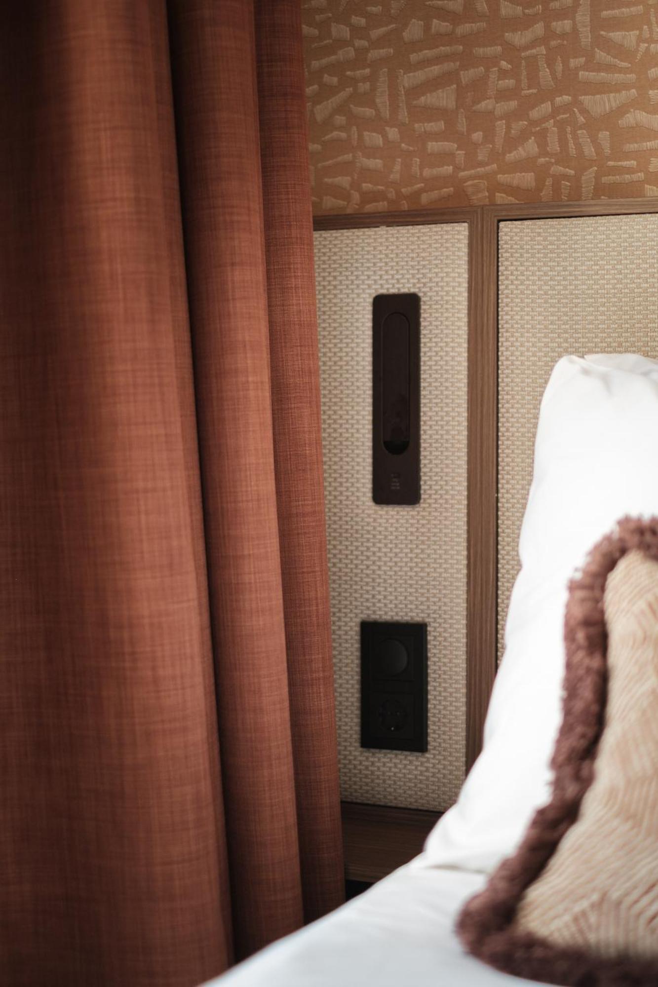 Parklane 4* Amsterdam