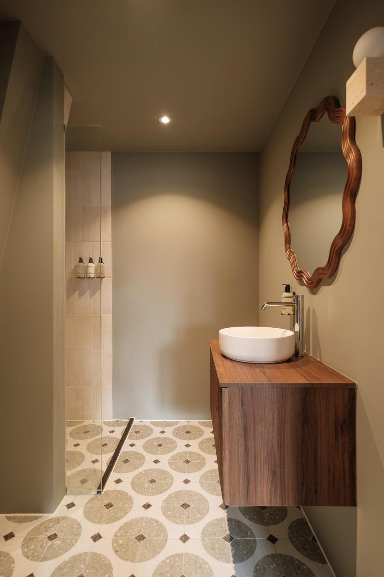 Parklane 4*